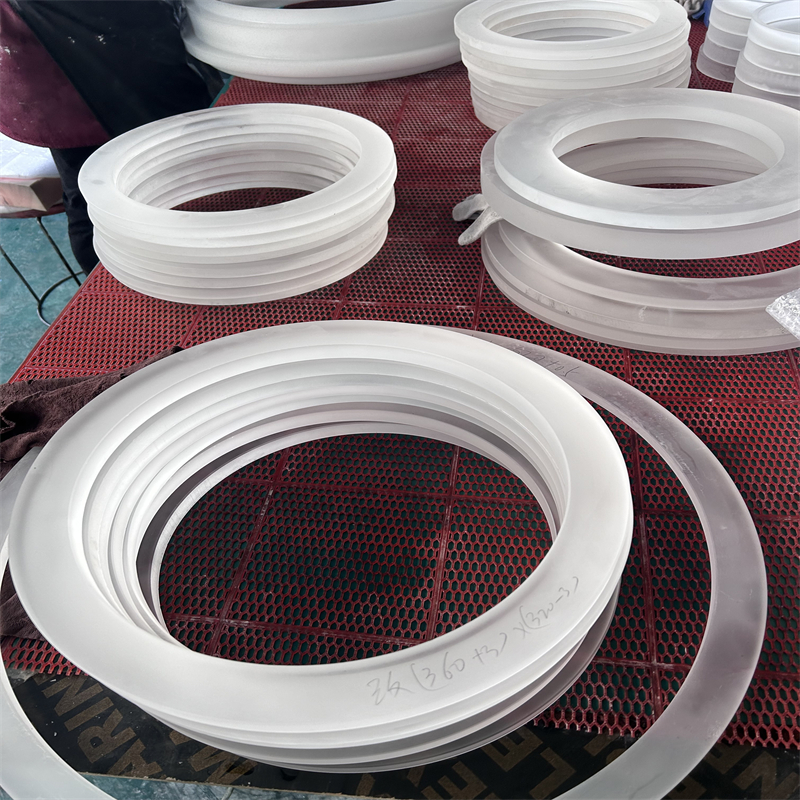 Open Ended Fused Quartz Frosted Glass Cylinder Ingot with Moulding Welding Cutting Services Custom Sizes for Optics Applications