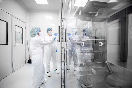 Semiconductor etching diffusion stage